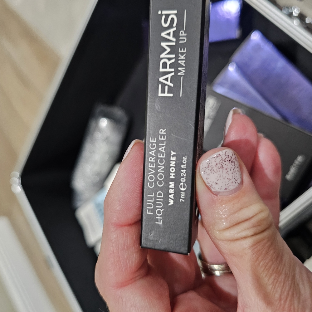 Farmasi Full Coverage Liquid Concealer